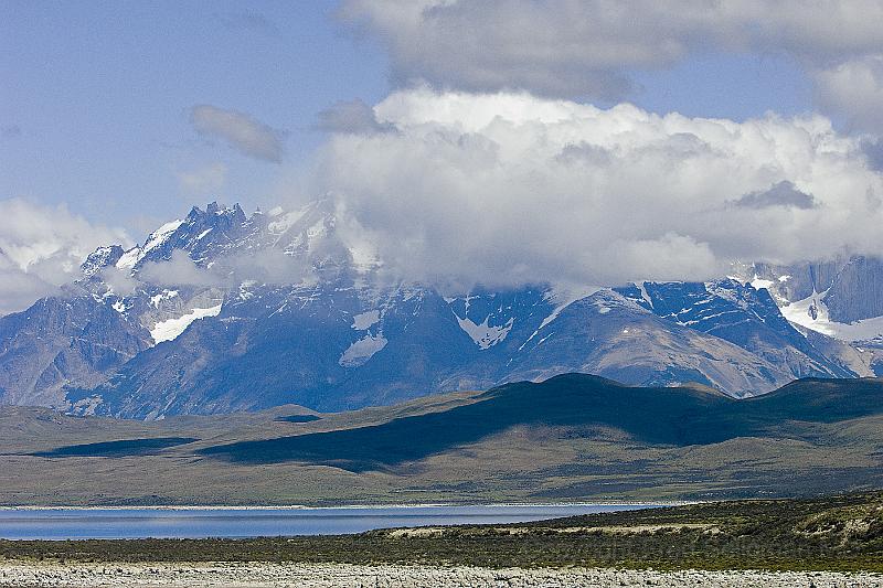 20071213 114431 D2X 4200x2800.jpg - Torres del Paine National Park